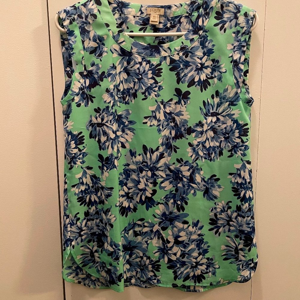 ! Floral mix and match shirt